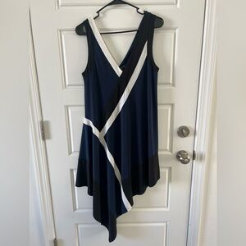 Elegant Navy and White Asymmetrical Dress